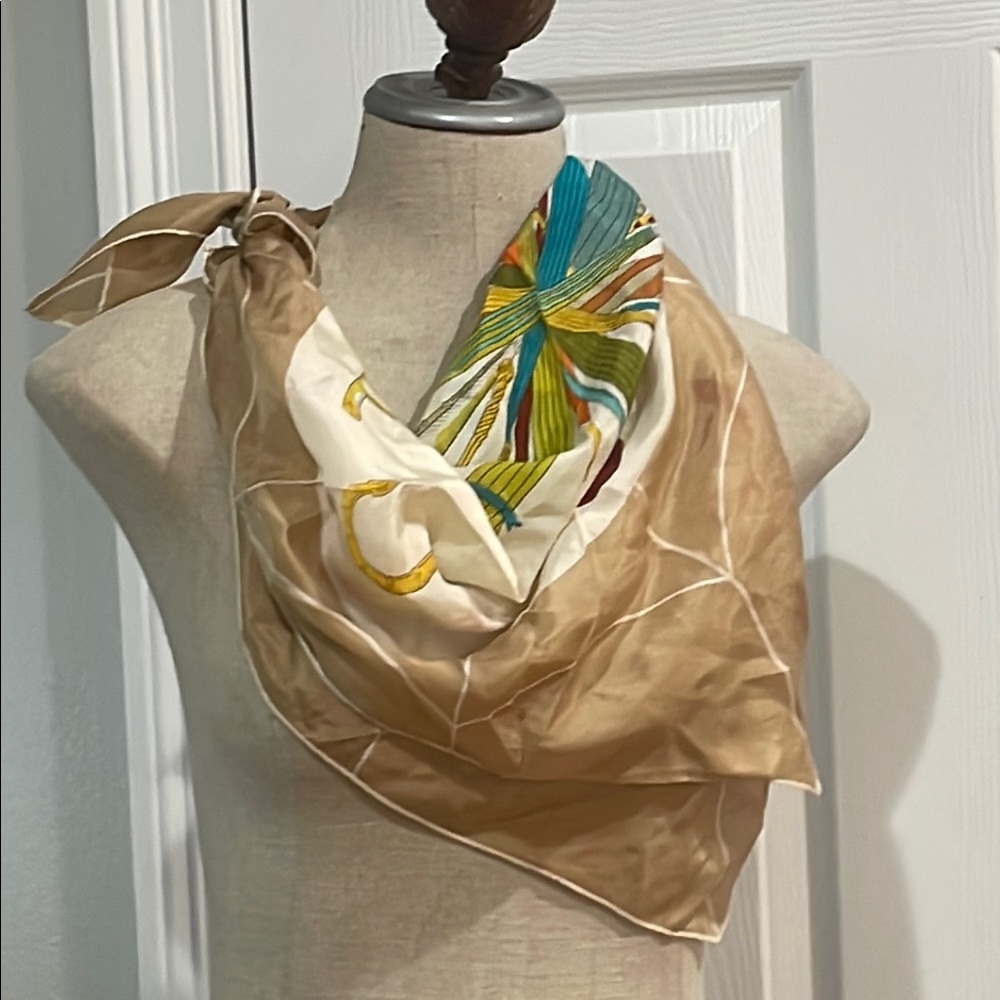 Vintage 60s 100% all silk hand rolled water repellent umbrella Scarf beige cream